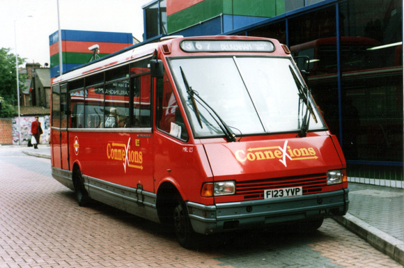 Route 367, South London Buses, MRL123, F123YVP, Croydon