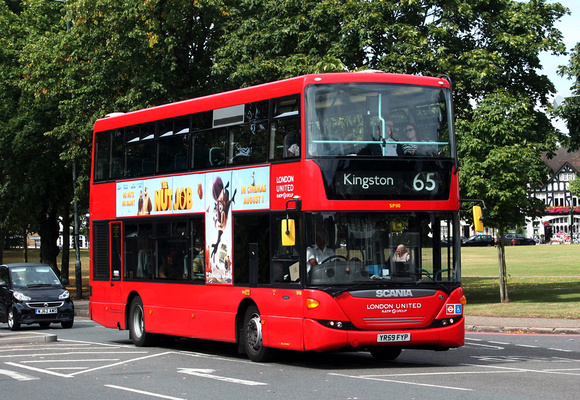 Route 65, London United RATP, SP110, YR59FYP, Kew Green