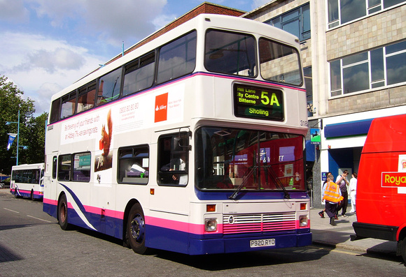 Route 5A, First In Hampshire 31820, P920RYO, Southampton