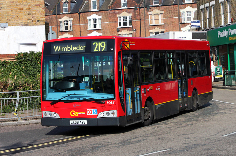 London Bus Routes | Route 219: Clapham Junction - Wimbledon