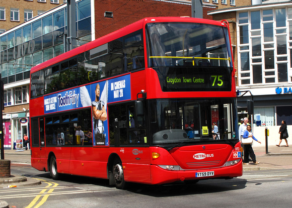 Route 75, Metrobus 972, YT59DYV, Croydon