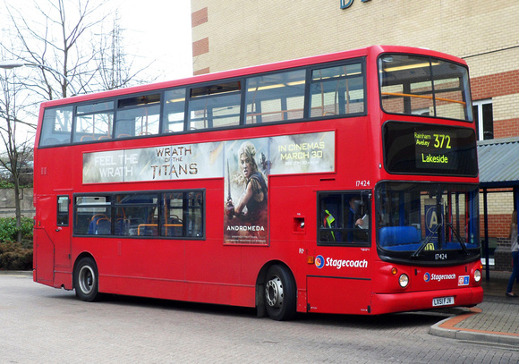 Route 372, Stagecoach London 17424, LX51FJV, Lakeside