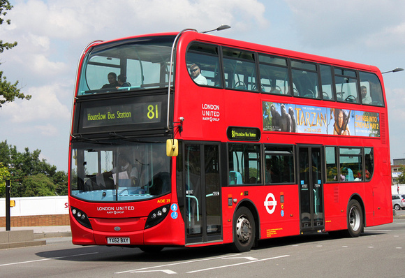 Route 81, London United RATP, ADE39, YX62BXY, Slough