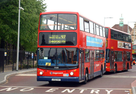 Route 97, Stagecoach London 17608, LV52HHT, Walthamstow