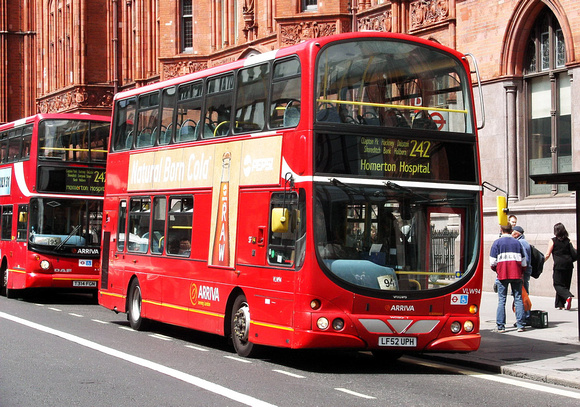 Route 242, Arriva London, VLW94, LF52UPH, Holburn Circus