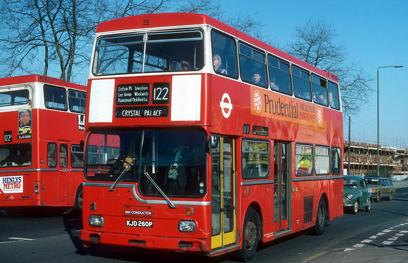 Route 122, London Transport, MD60, KJD260P, Woolwich