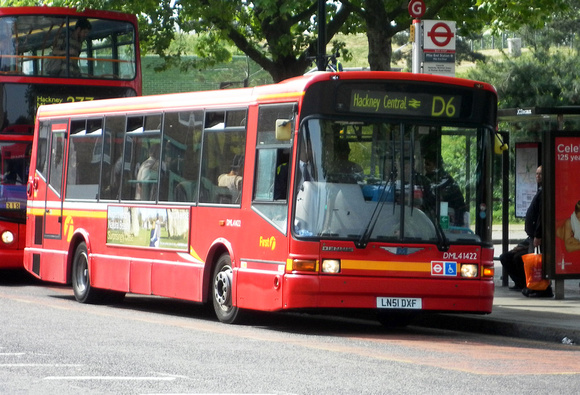 Route D6, First London, DML41422, LN51DXF, Mile End