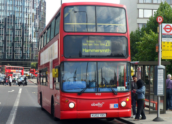 Route 211, Abellio London 9782, KU02YBS, Westminster Bridge