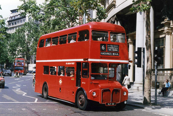 Route 6, London Forest, RM32, VLT32, Aldwych