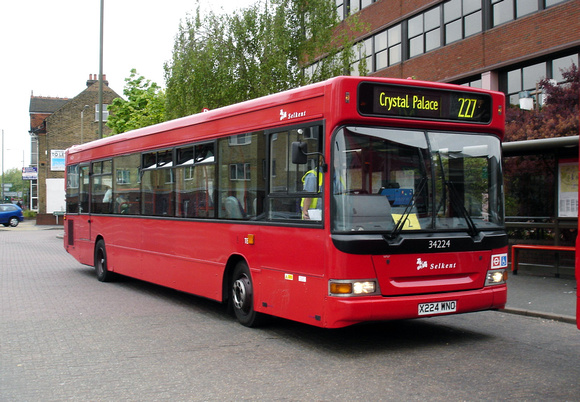 Route 227, Selkent ELBG 34224, X224WNO, Bromley North