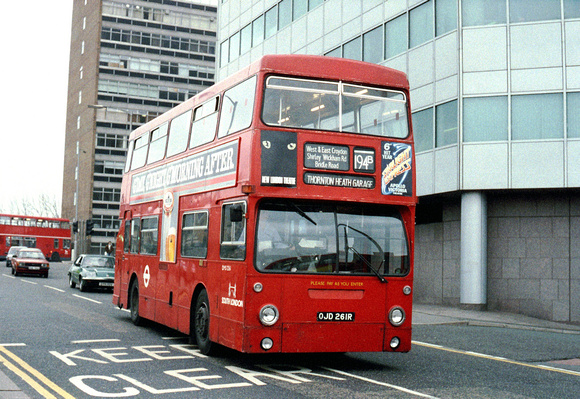 Route 194B, London Transport, DMS2261, OJD261R, Croydon