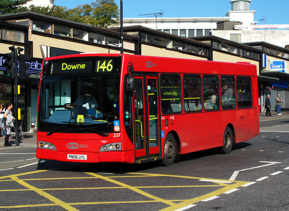 Route 146, Metrobus 257, PN06UYL, Bromley
