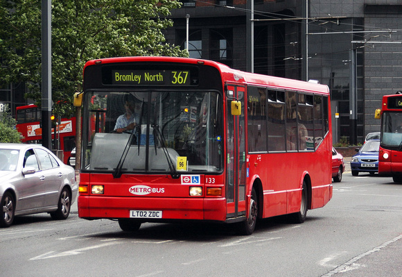 Route 367, Metrobus 133, LT02ZDC, Croydon