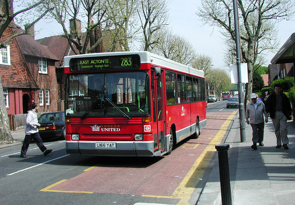 Route 283, London United, DRL166, L166YAT