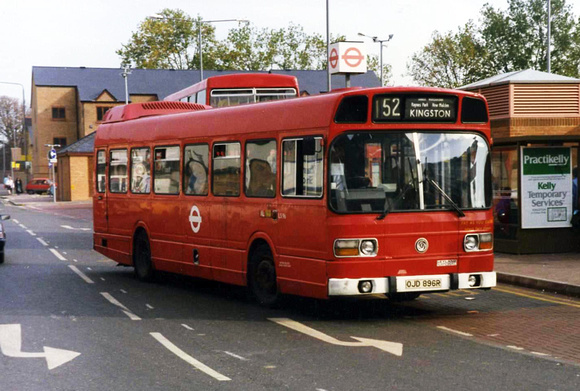 Route 152, London Transport, LS96, OJD896R, Kingston