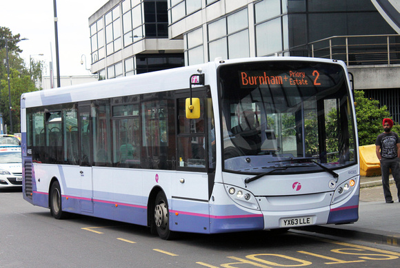 Route 2, First Berkshire 44565, YX63LLE, Slough