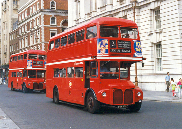 Route 3, London Transport, RM2132, CUV132C, Whitehall