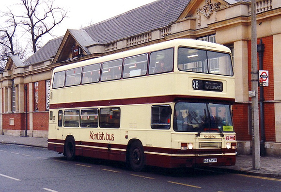 Route 96, Kentish Bus 317, B247NVN, Dartford