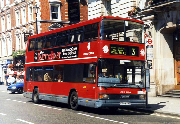 Route 3, London Central, SP3, K303FYG, Whitehall