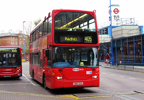 Route 405, Metrobus 948, YN07EXG, West Croydon