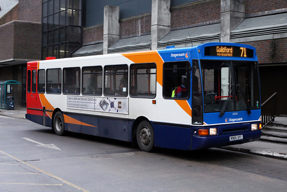 Route 71, Stagecoach South Coast 20005, R905XFC, Guildford