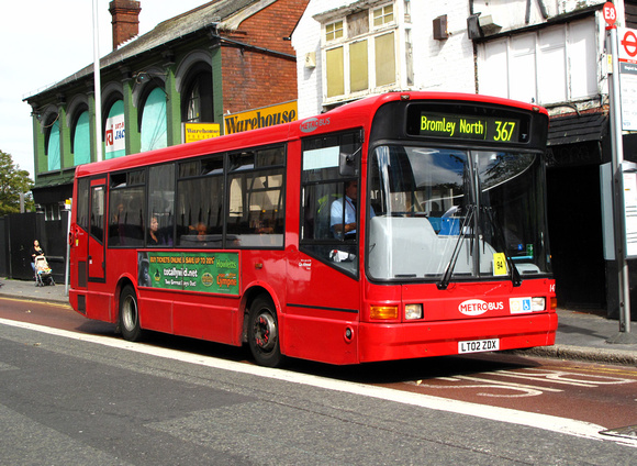 Route 367, Metrobus 147, LT02ZDX, Croydon