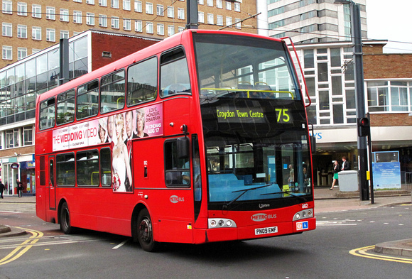 Route 75, Metrobus 882, PN09EMF, Croydon
