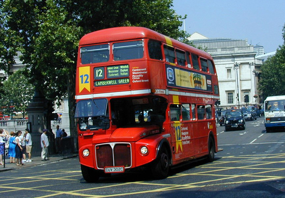 Route 12, London Central, RML2302, CUV302C, Trafalgar Square