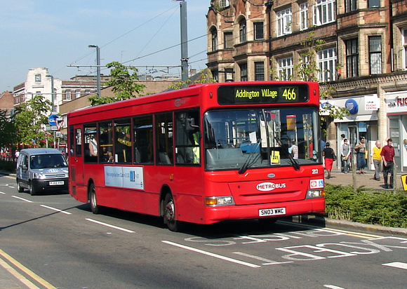 Route 466, Metrobus 212, SN03WMC, East Croydon