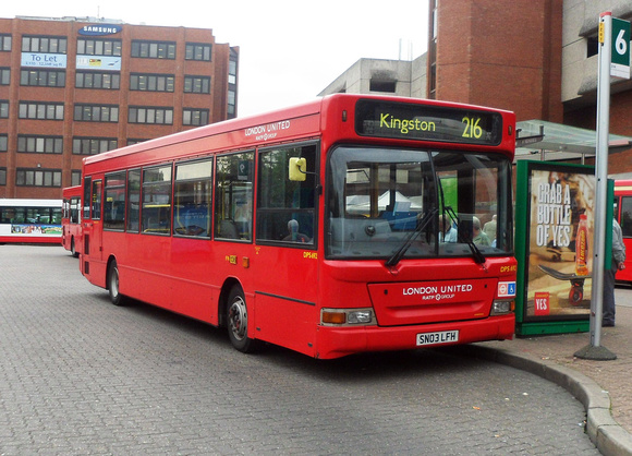 Route 216, London United RATP, DPS692, SN03LFH, Staines
