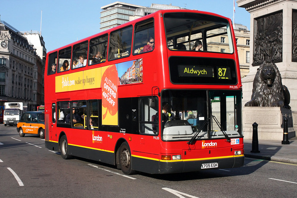 Route 87, London General, PVL205, X705EGK, Trafalgar Square