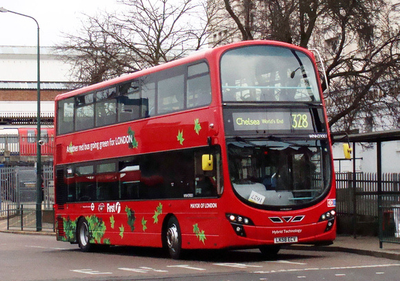 Route 328, First London, WNH39001, LK58ECV, Golders Green