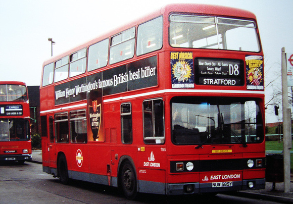 Route D8, East London Buses, T585, NUW585Y, Crossharbour