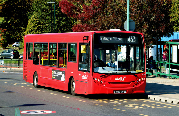 Route 433, Abellio London 8785, YX12DLV, Addington