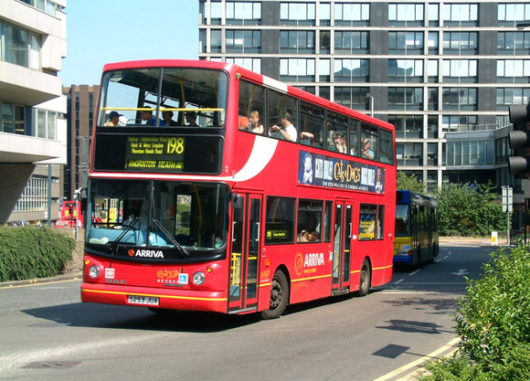 Route 198, Arriva London, DLA53, S253JUA, Croydon