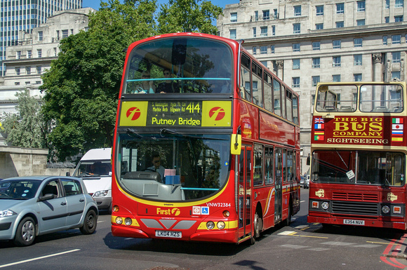 Route 414, First London, VNW32384, LK04HZS, Marble Arch