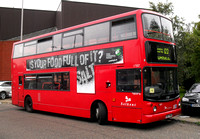Route 122, Selkent ELBG 17307, X307NNO, Plumstead Garage
