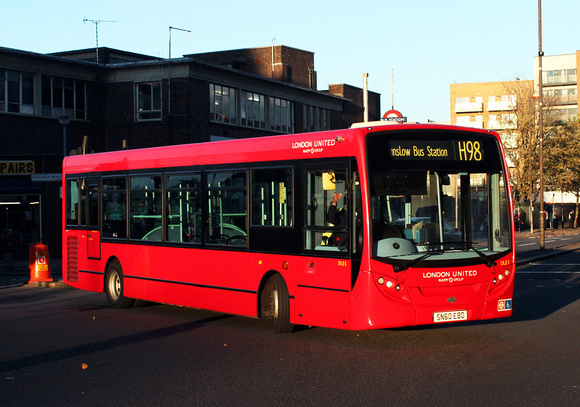 Route H98, London United RATP, DLE5, SN60EBD, Hounslow