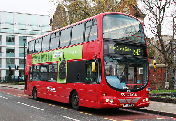 Route 343, Travel London 9054, BX55XNG, City Hall