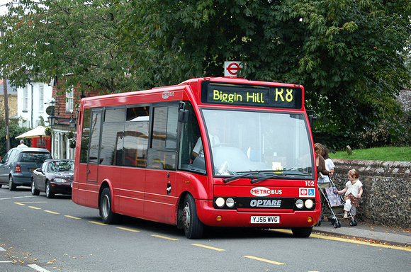 Route R8, Metrobus 102, YJ56WVG, Downe