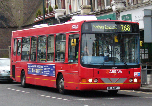 Route 268, Arriva The Shires 3727, YE06HNT, Golders Green