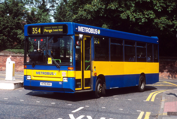 Route 354, Metrobus 715, K715KGU, Bromley