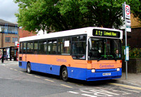 Route 17, Centrebus 121, M821RCP, Luton
