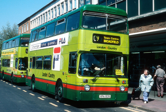 Route C9, London & Country, AN153, VPA153S, Crawley