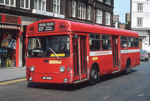 Route 227, London Transport, SMS818, JGF818K