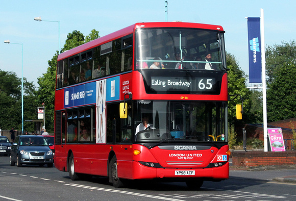 Route 65, London United RATP, SP38, YP58ACF, Brentford
