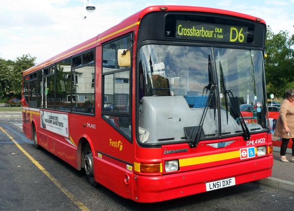 Route D6, First London, DML41422, LN51DXF, Crossharbour