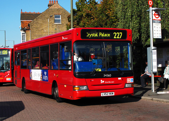 Route 227, Selkent ELBG 34360, LV52HKM, Bromley