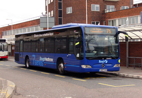 Route 76, First Berkshire 64032, LK07CCE, Heathrow