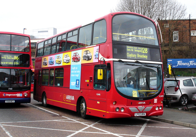 London Bus Routes Route 128 Claybury Broadway Romford Station